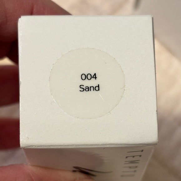 NIB Temptu base 3 colors and Rose Gold Highlighter - Picture 6 of 8